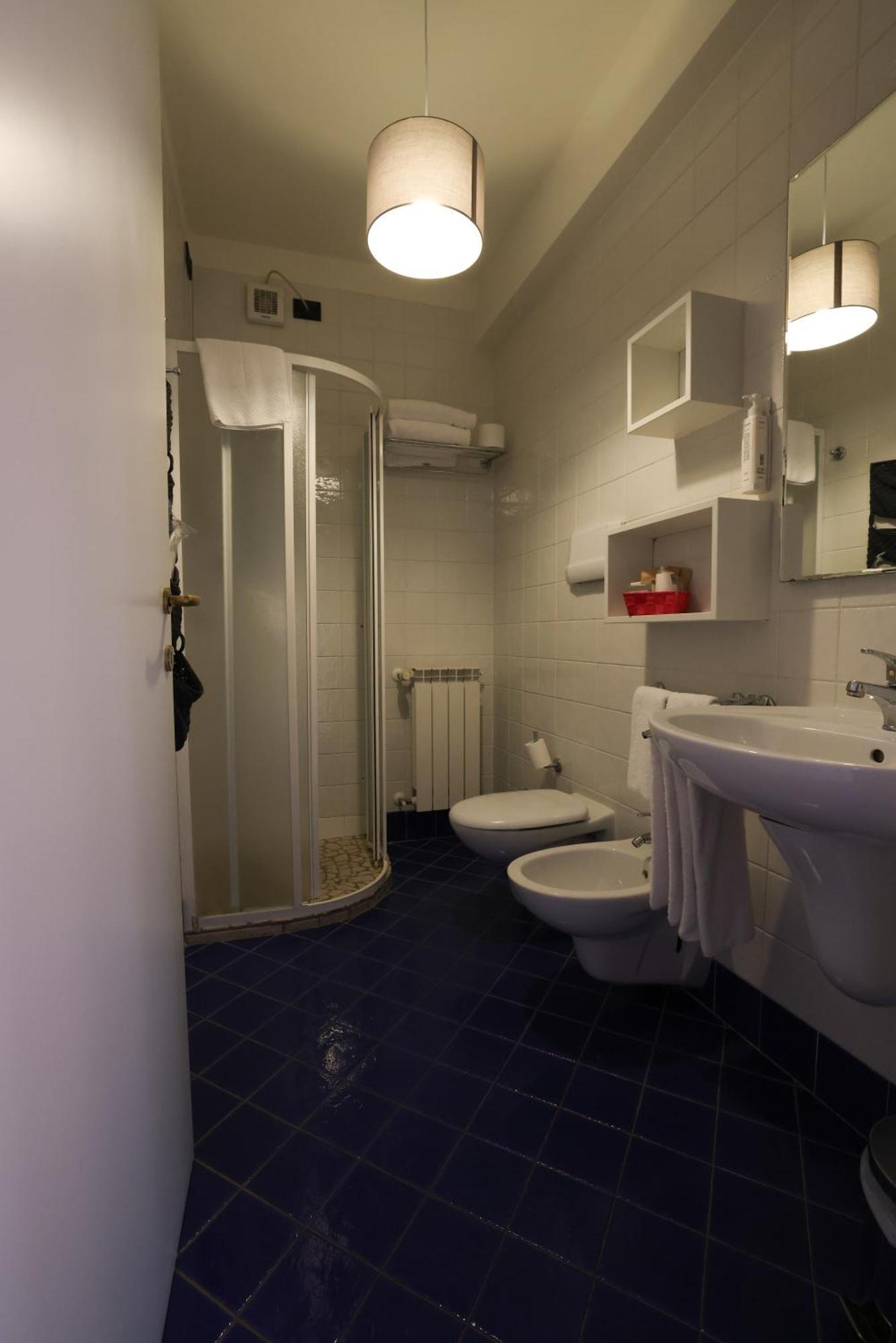 Hotel Florence Манерба-дель-Гарда Экстерьер фото