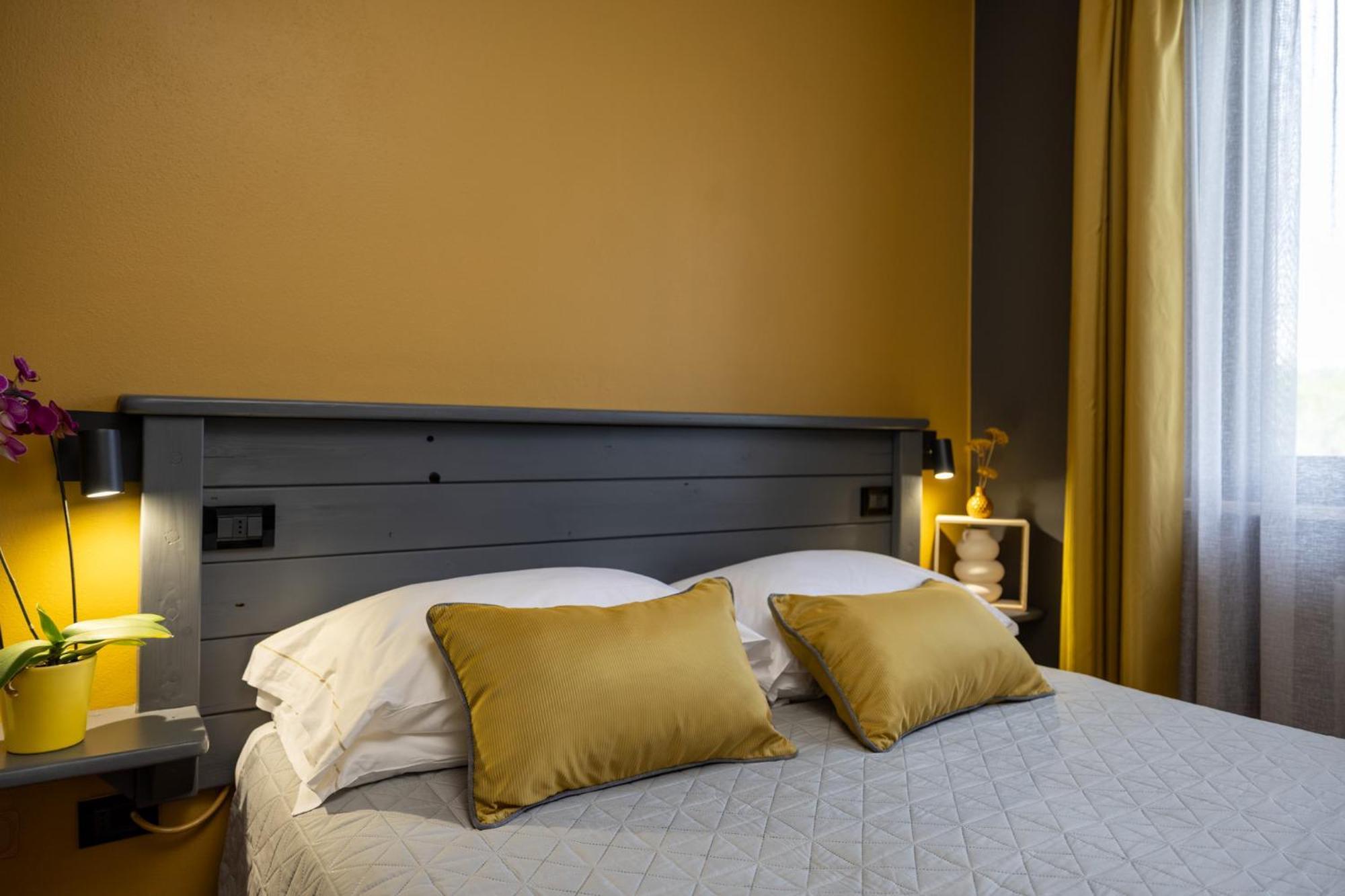 Hotel Florence Манерба-дель-Гарда Номер фото