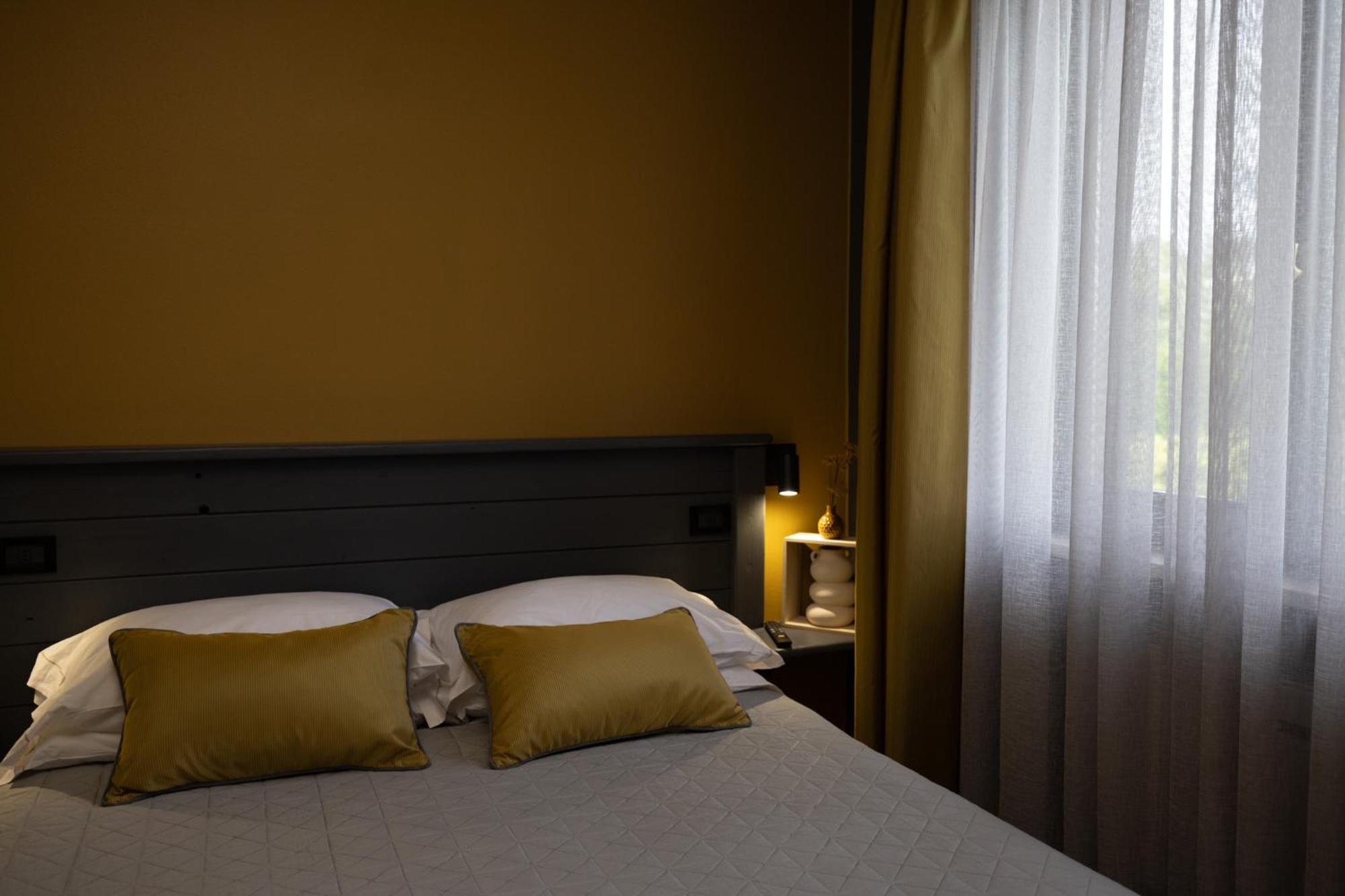 Hotel Florence Манерба-дель-Гарда Номер фото