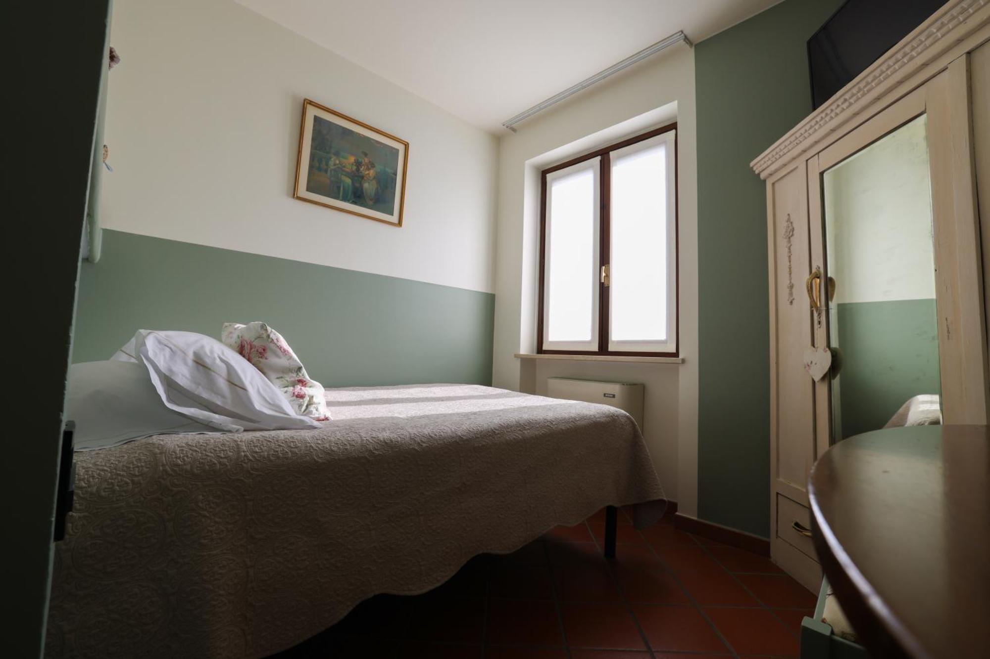Hotel Florence Манерба-дель-Гарда Экстерьер фото